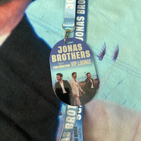 Jonas Brothers VIP Gift - Picture 4 of 5